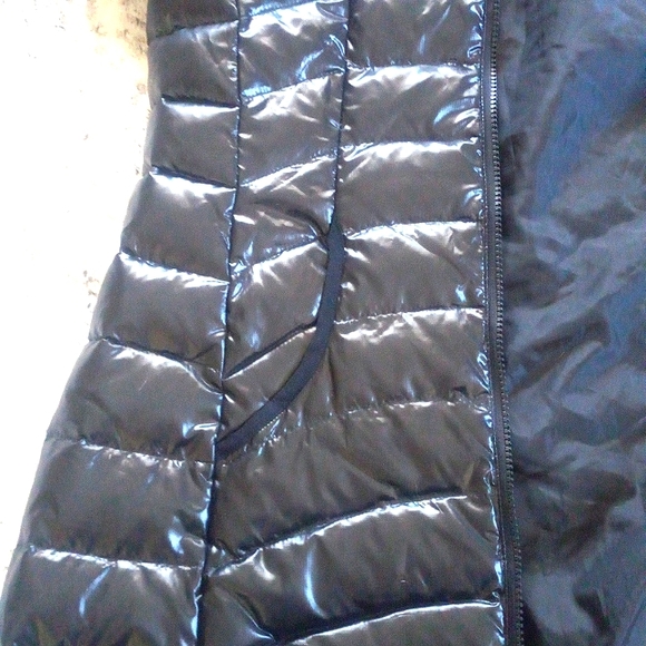 Black wet look Down coat - Picture 8 of 11